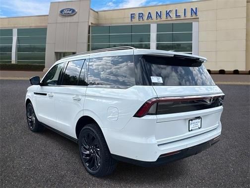 2025 Lincoln Navigator Reserve