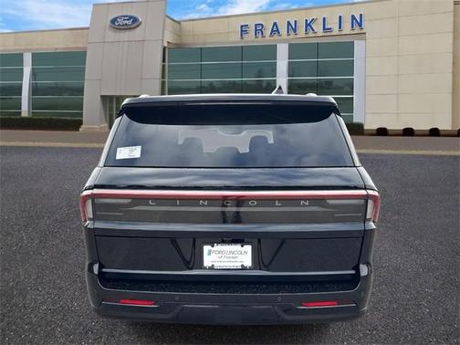 2025 Lincoln Navigator L Reserve