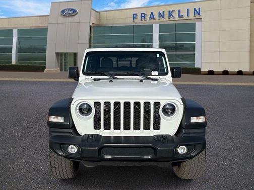 Bright White Clearcoat 2022 Jeep Gladiator Sport