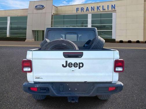 Bright White Clearcoat 2022 Jeep Gladiator Sport