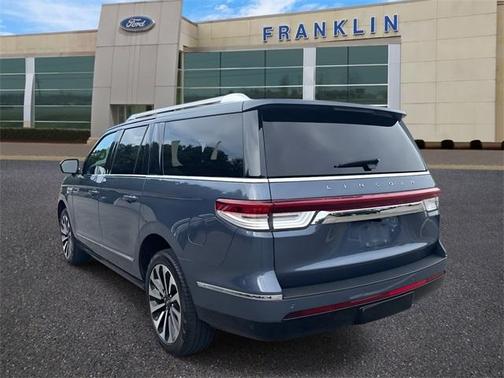 2023 Lincoln Navigator L Reserve