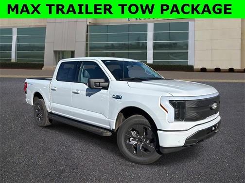 2025 Ford F-150 Lightning Flash