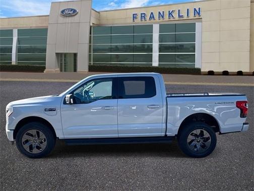 2025 Ford F-150 Lightning Flash