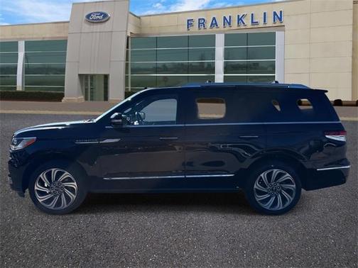 2022 Lincoln Navigator Reserve