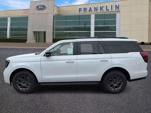 Oxford White 2026 Ford Expedition Active