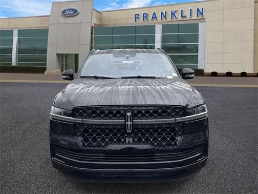 2025 Lincoln Navigator L Reserve