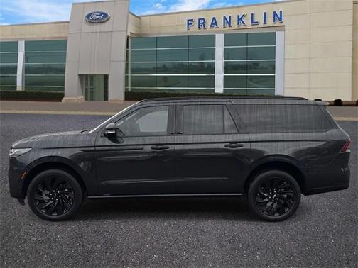 2025 Lincoln Navigator L Reserve