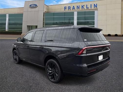 2025 Lincoln Navigator L Reserve