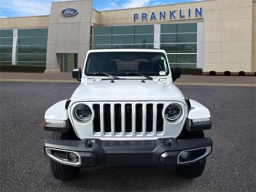 2023 Jeep Wrangler Sahara