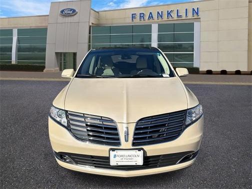 2018 Lincoln MKT Premier