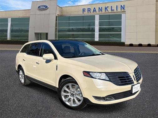 2018 Lincoln MKT Premier