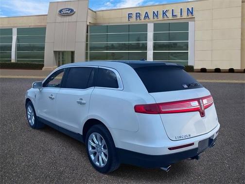 2018 Lincoln MKT Premier