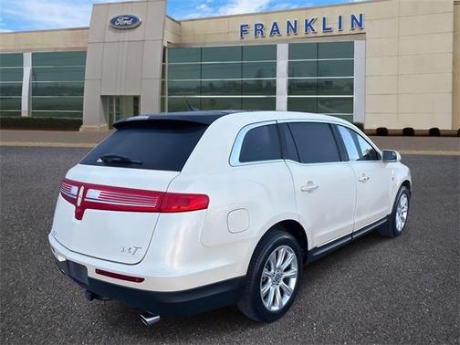 2018 Lincoln MKT Premier