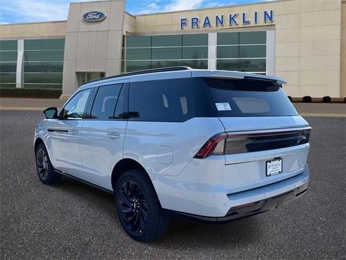 2025 Lincoln Navigator Reserve