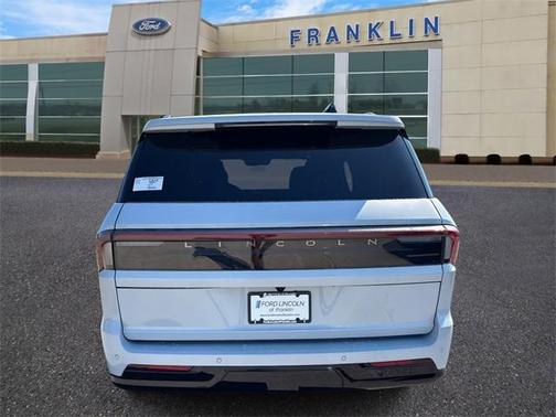 2025 Lincoln Navigator Reserve