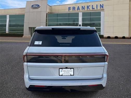 2025 Lincoln Navigator Reserve