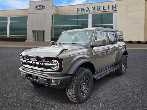 2025 Ford Bronco Outer Banks