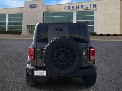 2025 Ford Bronco Base