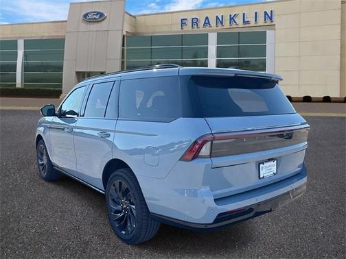 2025 Lincoln Navigator Reserve