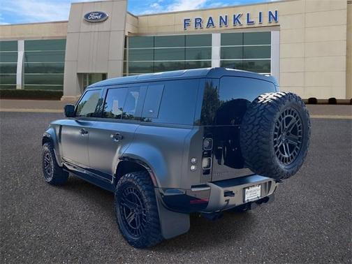 2024 Land Rover Defender P525 Carpathian Edition