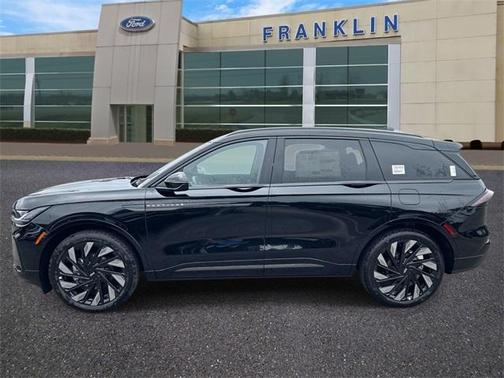 2025 Lincoln Nautilus Reserve