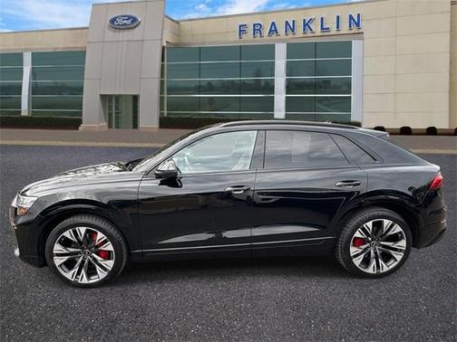 2025 Audi Q8 55 Premium