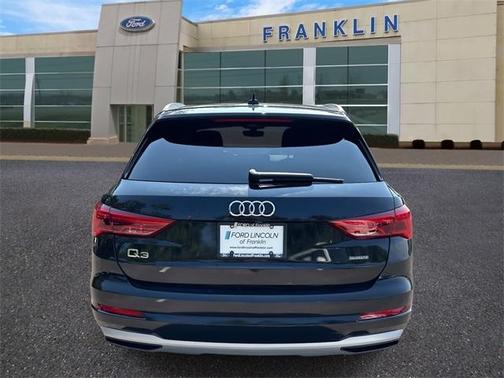 2019 Audi Q3 2.0T Premium Plus