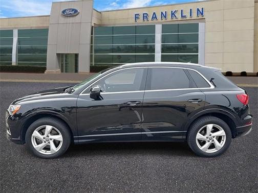 2019 Audi Q3 2.0T Premium Plus