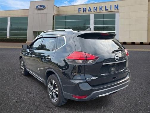 2017 Nissan Rogue SL