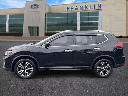 2017 Nissan Rogue SL