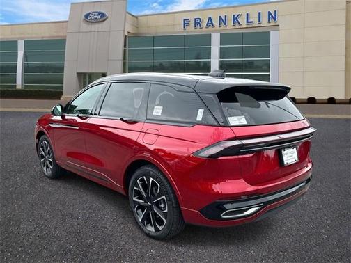 2025 Lincoln Nautilus Reserve