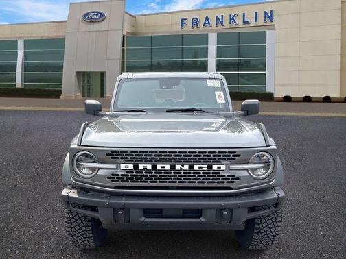 Gray Metallic 2024 Ford Bronco Badlands