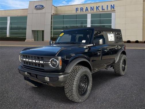 2025 Ford Bronco Base