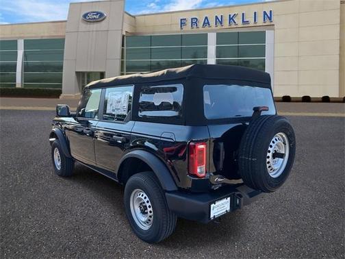 2025 Ford Bronco Base