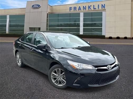2016 Toyota Camry SE