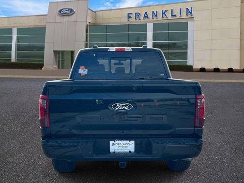 Agate Black Metallic 2026 Ford F-150 XLT