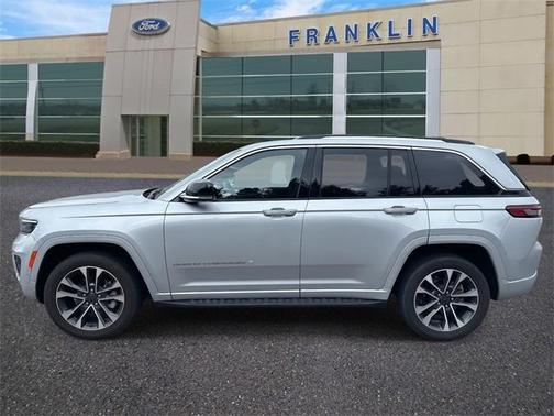 2023 Jeep Grand Cherokee Overland