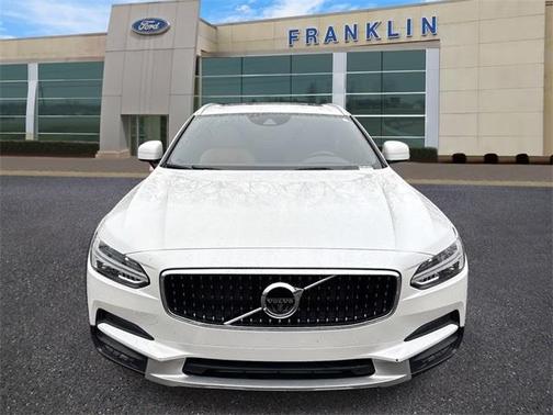 2018 Volvo V90 Cross Country T5
