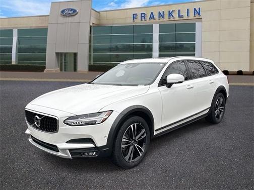 2018 Volvo V90 Cross Country T5