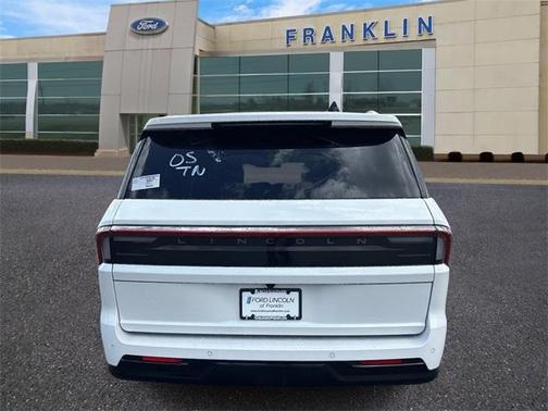 2025 Lincoln Navigator L Reserve