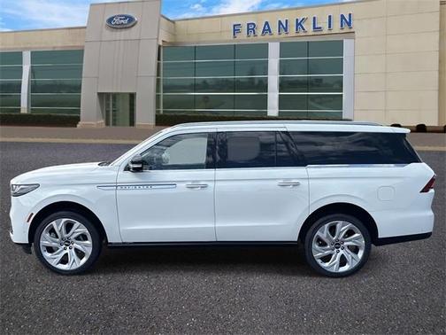 2025 Lincoln Navigator L Reserve