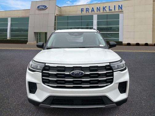 Star White 2026 Ford Explorer Active