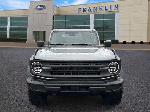 Carbonized Gray Metallic 2026 Ford Bronco Big Bend