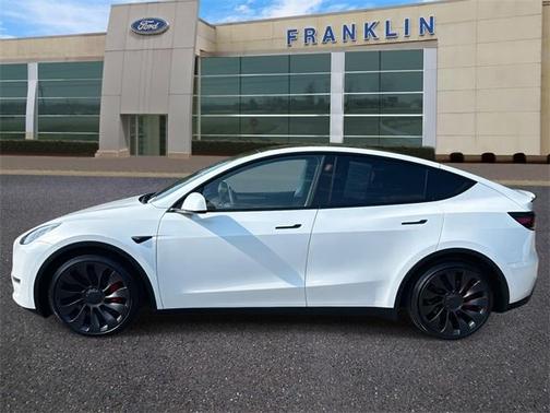 2025 Tesla Model Y Performance