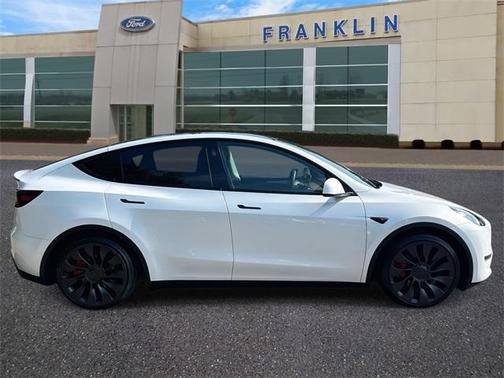 2025 Tesla Model Y Performance