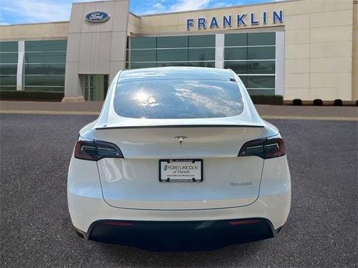 2025 Tesla Model Y Performance