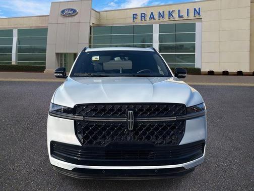 2026 Lincoln Navigator Reserve