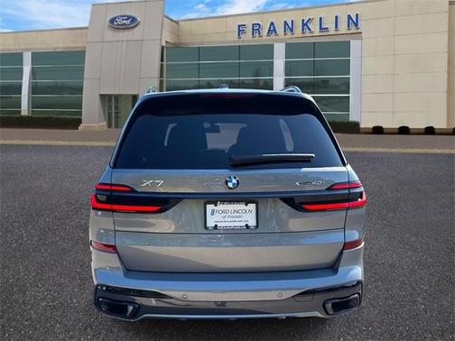2024 BMW X7 xDrive40i
