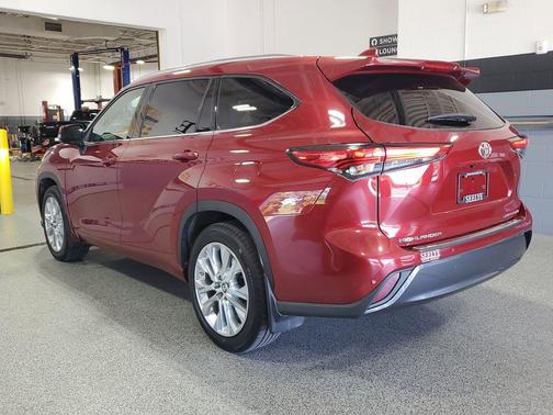 Ruby Flare Pearl 2020 Toyota Highlander Limited