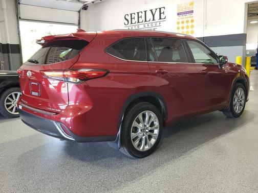 Ruby Flare Pearl 2020 Toyota Highlander Limited